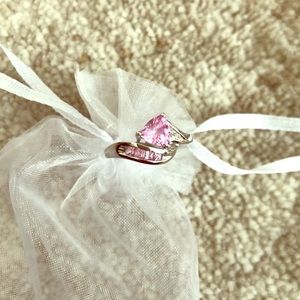 Pink sapphire and diamond ring - size 7